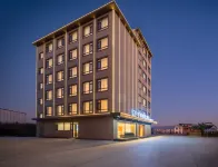 Jianshui Home Inn UP Huayi Collection Hotel (Jianshui High-Speed Railway Station Passenger Station) - เปิดใหม่