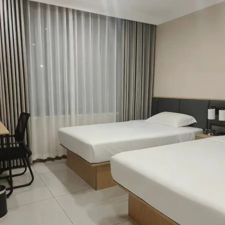 Yijia Guesthouse Hotéis em Condado de Xiuyan Manchu