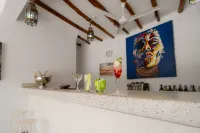 Exploreans Beach Club & Villas Watamu - بار