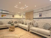 MG Crown Hotel 3 Hotels near Quba