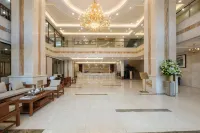 Yangjiang Yintai Hotel (Baili Plaza Branch)