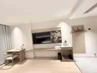 Yunlan Hotel (Zhaotong Ludian Zhuti Culture Park Branch)