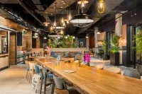 Moxy Belfast City