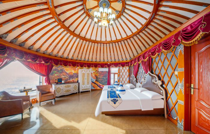 Mongolian Yurt Homestay at Here Scenic Area, Erguna Grassland