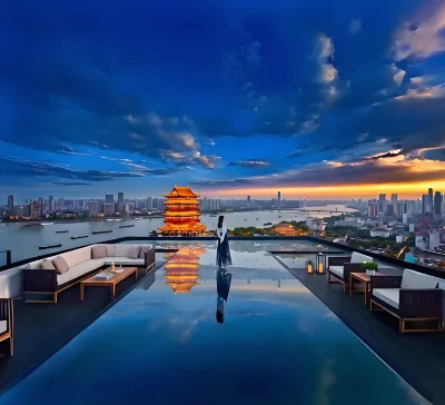 Nanchang • Tengwang Pavilion SOULMATES • AWAKENING | Cinema-themed Light Residence Hotel Hotel di 