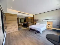 Radow E Hotel (Wenzhou Chezhan Avenue Times Square Branch) - balcony