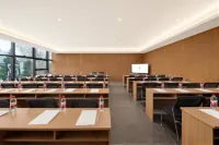 Zhaosu Licheng Hotel (Tianma International Tourism Culture Plaza Food Street Branch) - Business