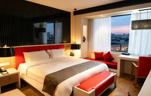 Bingly Hotel (White Feather Road, Xixia, Nanyang)
