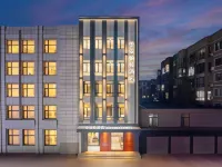 Dalian Ambra Hotel (Renmin Road Donggang Commercial Area Venice Water City) Hotels in 