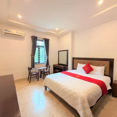 Golden Hotel Binh Duong Các khách sạn gần Khu di tích lịch sử Địa đạo Củ Chi