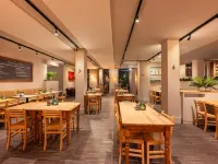 Leonardo Boutique Hotel Maastricht City Center Hotels near Derlon