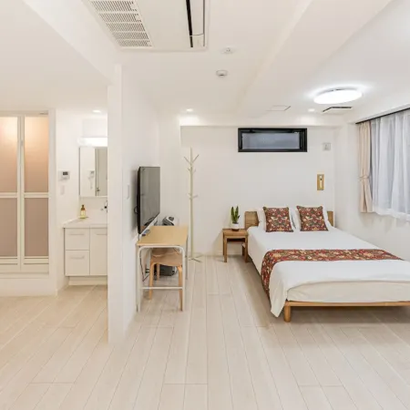 Real Korakuen Apartment Hotel