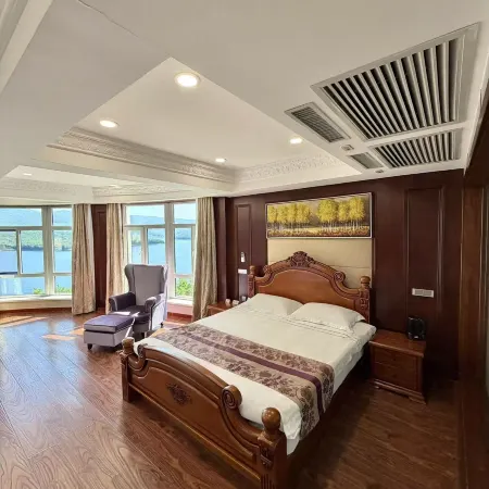 Xicheng Business Hotel