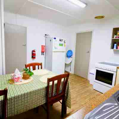 Nature Lovers: Snowy Cottage Escape! Book Direct Rooms