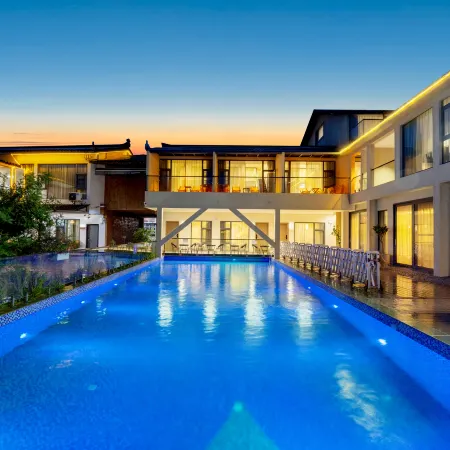 Puzhehei | Muyang · Qichi Luxury Pool & Lakeside Resort (Qingrenqiao Branch)