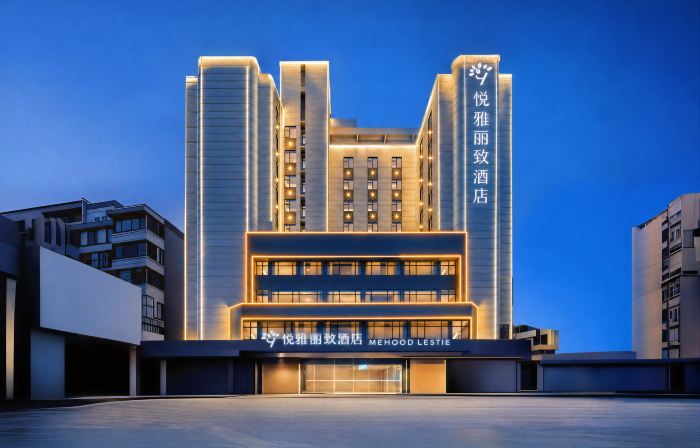 Mehood Listie Hotel