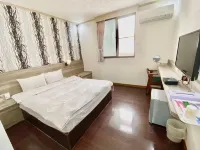 W L Fun House Hotel (Hsinchu) - 2 stjerner