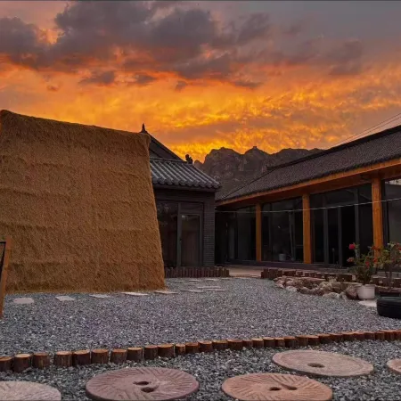 Gubeikou Town Simatai Great Wall Jack's House Boutique Homestay