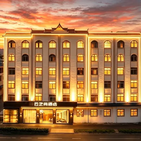 Crowning Clouds Hotel