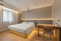 Natian Hotel (Xi'an Jiaotong University Xingqing Campus Hepingmen Subway Station) - Airport Shuttle
