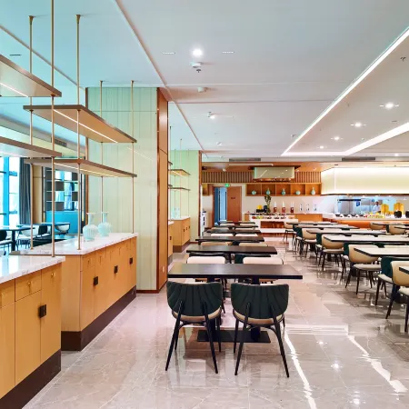 Spring Valley Blossoms · Yunxi Hotel