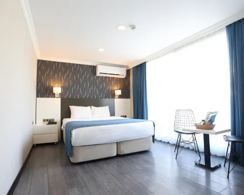 Riva Hotel Alsancak Hotels in der Nähe von Harbour