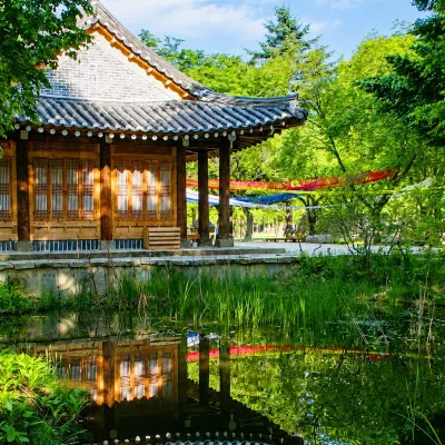 Nami Island Hotel Jeonggwanru Hoteles cerca de Torre Hyeonchungtab Memorial