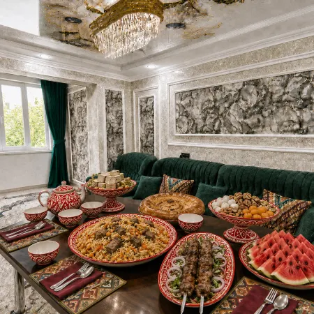 85 sqm, 3 room apartment, Center, AC