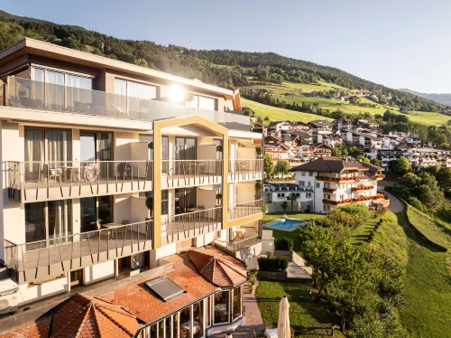EGGER Apartments & Suites - 4-Star