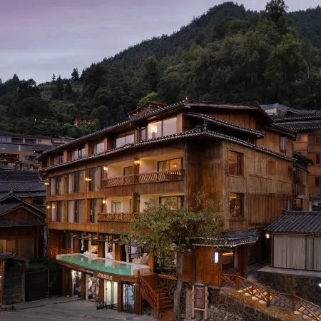 Suyan·Lishang Art Gallery B&B (Xijiang Thousand-Household Miao Village Viewing Platform Branch)