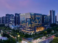 DoubleTree by Hilton Shenzhen Airport Hoteles cerca del Aeropuerto Internacional de Shenzhen-Bao'an