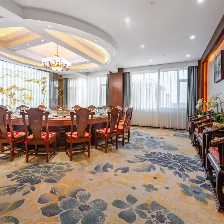 Ruiya Zhongyi Hotel