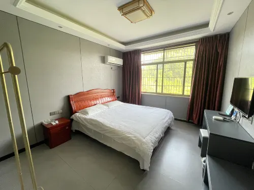 Warm Hotel - 2 stelle