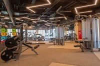 SUN & MOON, Riverside Hotel - gimnasio