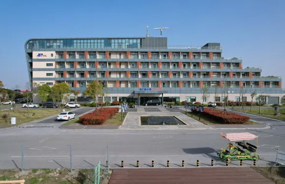 上海南匯嘴大堤酒店