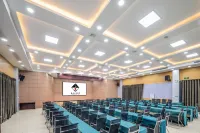 Wansheng Garden Hotel (Xinyang Luoshan Xiya Libao Plaza Branch) فنادق في لوى شان