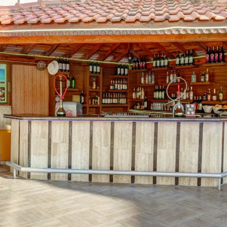 Kleopatra Arsi Hotel