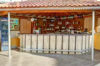 Kleopatra Arsi Hotel - بار