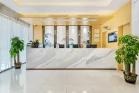 Huaerdun Zhouji Hotel(Yingde Pedestrian Street)