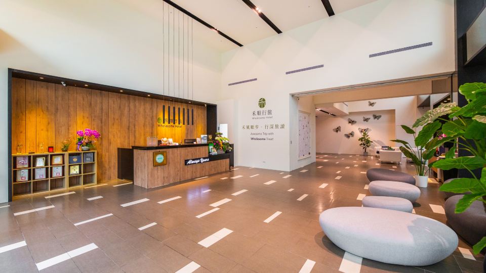 Wholesome Hotel