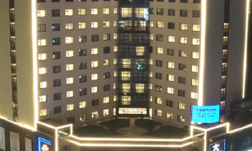 Huayun Hotel