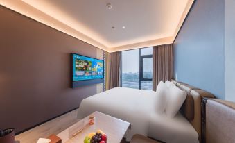 Orange Hotel (Beijing Shuangqiao Subway Station Wanda Square Branch)