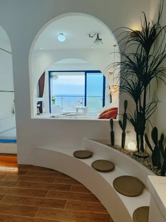 Yule'er Weimei Seaview Homestay (Shuangyuewan Honghai Jin'an Branch)