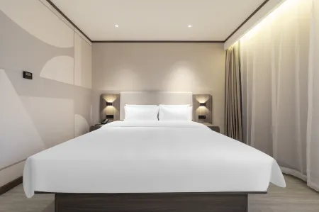 HanTing Hotel (Wuhan Henglong Automotive Electronics Industrial Park) Отели рядом с достопримечательностью «Wuhan University of Science and Technology Student Working Office»