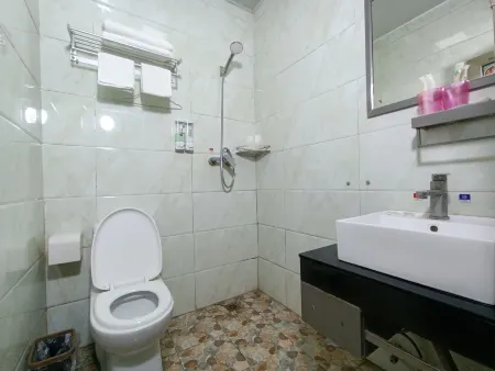 Garden Hotel (Sankong Scenic Spot) Отели рядом с достопримечательностью «CPC Qufu Committee Party School»