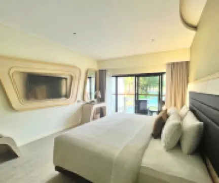 Amora Beach Resort Phuket