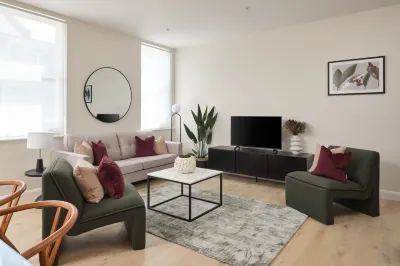 Fulham Serviced Apartments - Hestercombe Avenue 런던 호텔