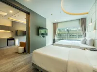 Qiu Hotel Bangkok - BTS On Nut Station Hotels near Phra Khanong
