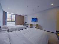 Yunrong Select Hotel (Xinxiang University Town)