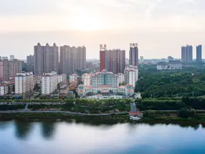 Dongzheng Lanwan International Hotel